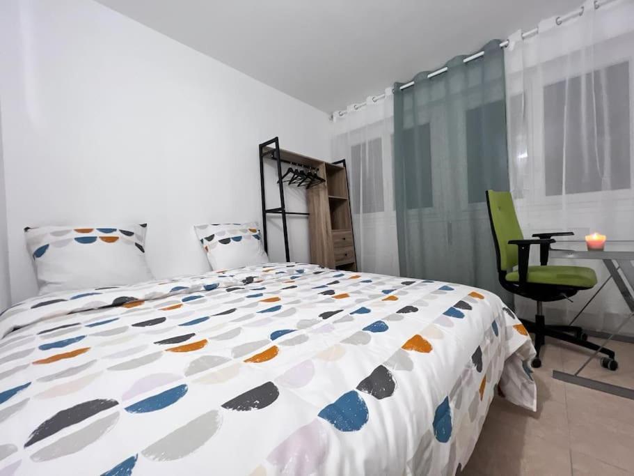 Appartement Au Duleing House Orléans Esterno foto